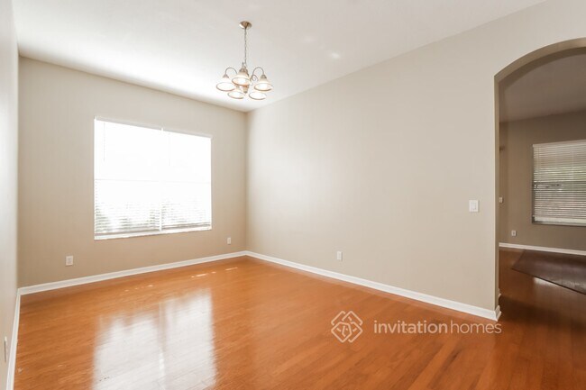 Building Photo - 10246 Evergreen Hill Dr