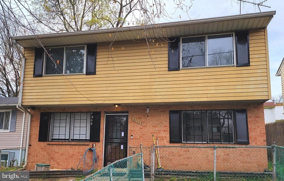 Photo - 6706 Blacklog Street Unit