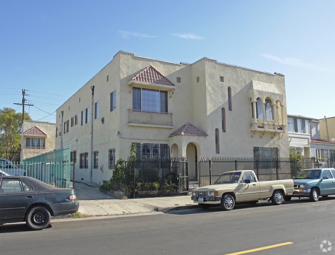 Foto del edificio - 1316 S Bronson Ave