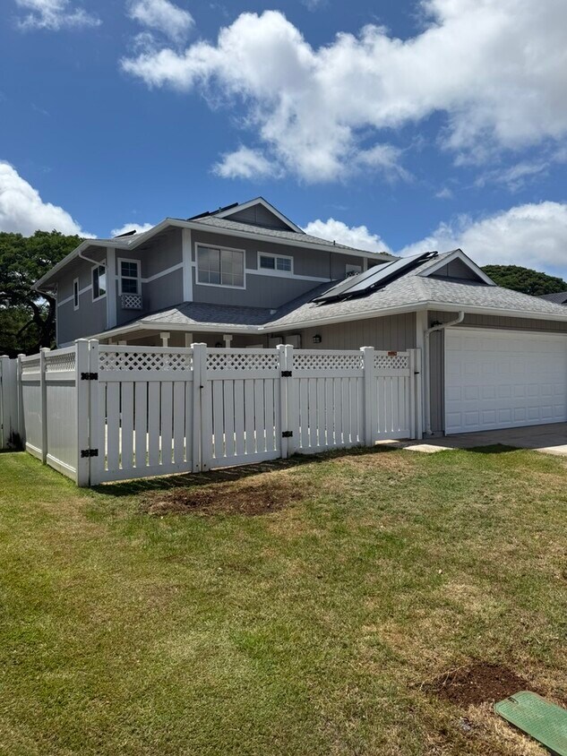 Foto principal - Beautifully Renovated 5-Bedroom Home | Spa...