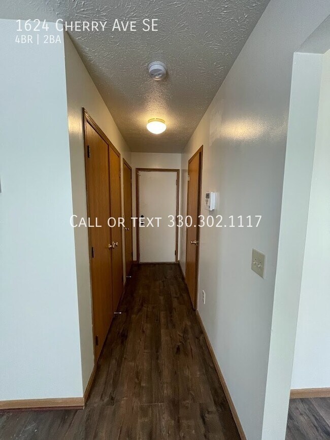Building Photo - Four bedroom two bathroom home for rent