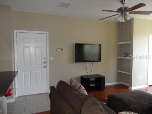 Foto del edificio - 8927 Legacy Ct