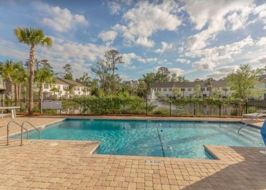 Foto principal - 1107 Reserve Ln