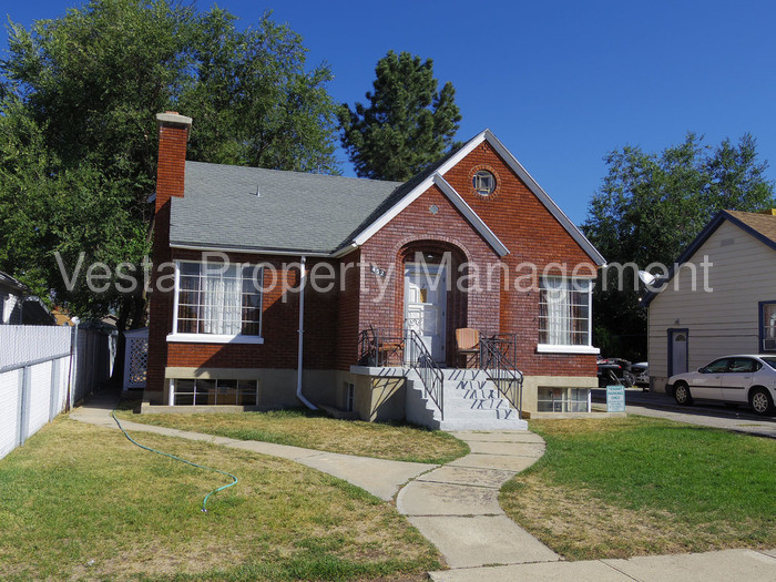 Primary Photo - 452 5th St