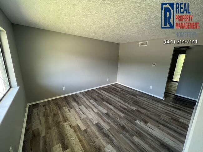 Foto del edificio - 5707 Sonora Dr