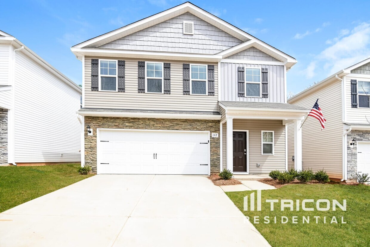 Foto principal - 147 Spring Knoll Drive Charlotte NC
