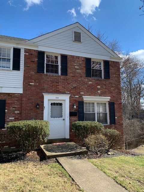 Building Photo - 410 Anawanda Ave