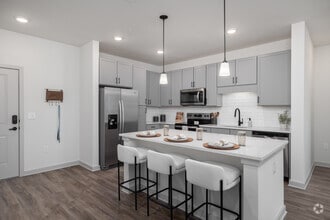 Interior Photo - HoM at Pooler