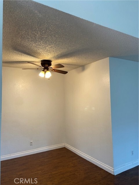 Building Photo - 3160 E Palm Dr