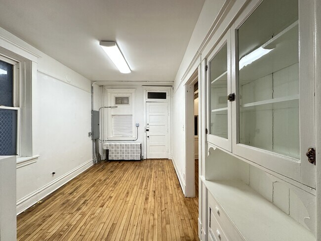 Foto del edificio - 3422 N Lincoln Ave