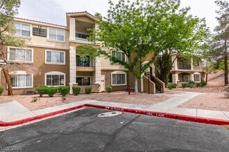 Building Photo - 2900 Sunridge Heights Pkwy