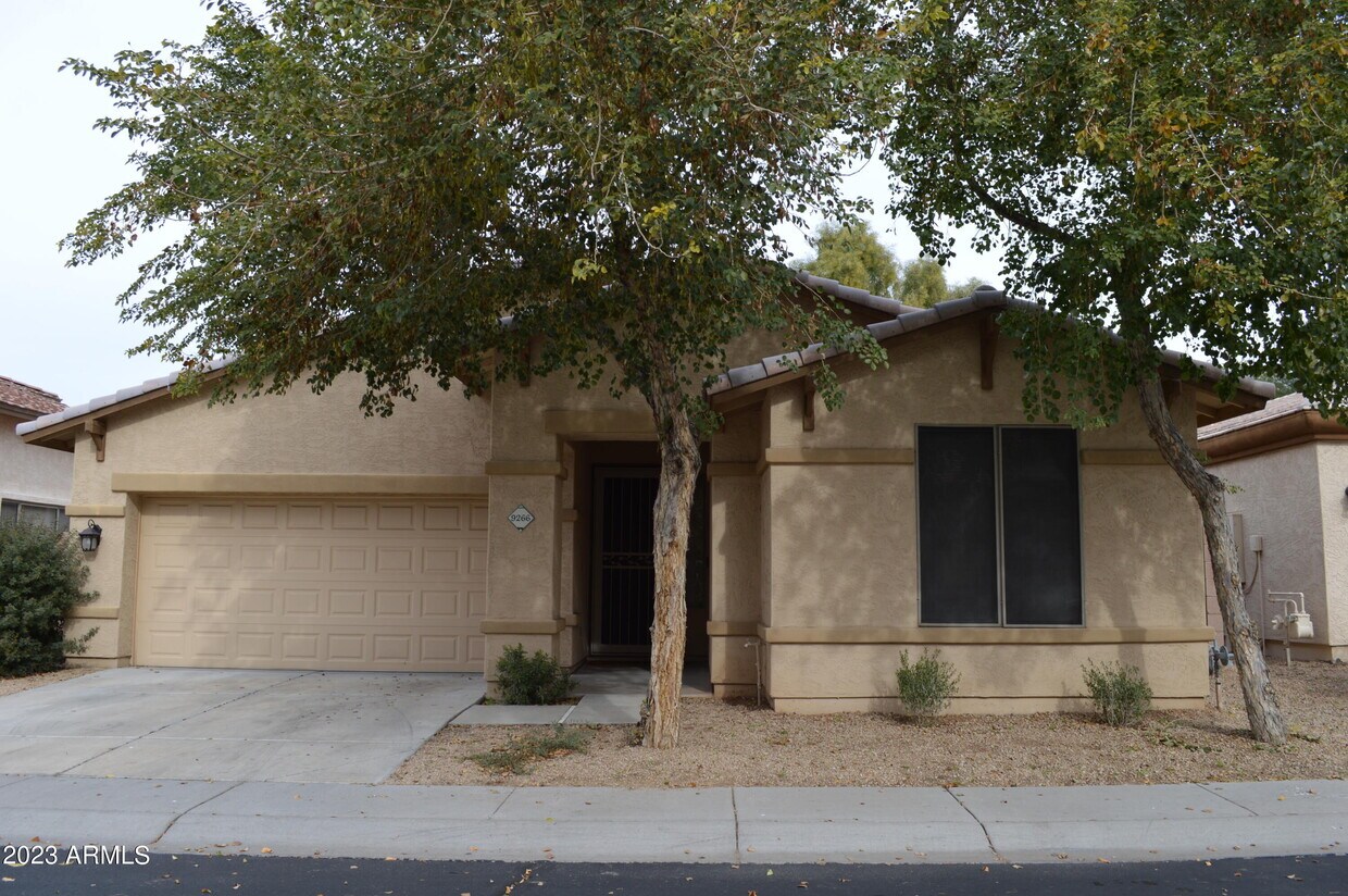 Foto principal - 9266 E Keats Ave