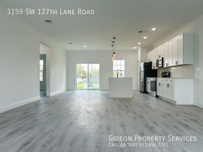 Foto del edificio - 3159 SW 127th Lane Rd