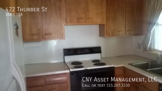 Building Photo - 3 bed/1 Bath Single Family Home