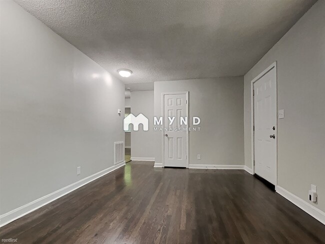 Building Photo - 3 br, 1 bath House - 1805 Purser Dr