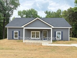 Building Photo - 6901 Hunter Rd