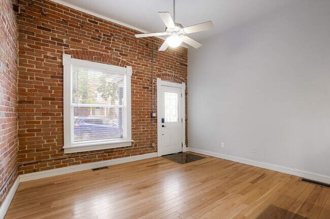 Foto del edificio - 2446 W 33rd Ave