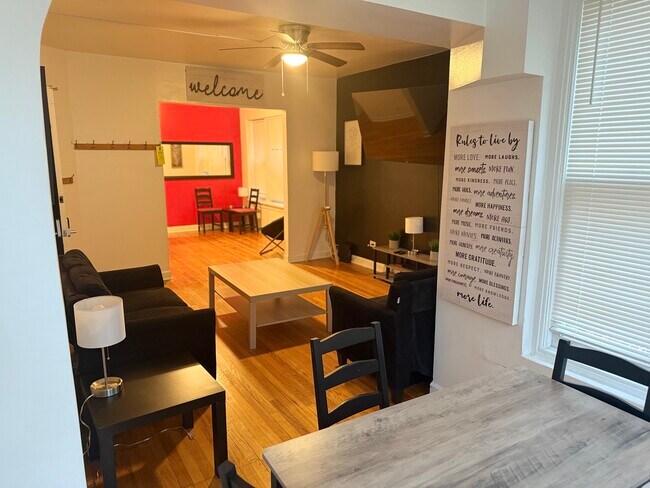 Foto del edificio - 829 Mulford Street