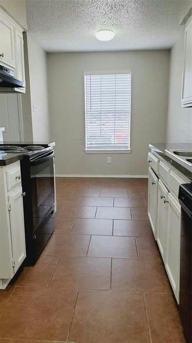 Building Photo - 209 Roberts Cir