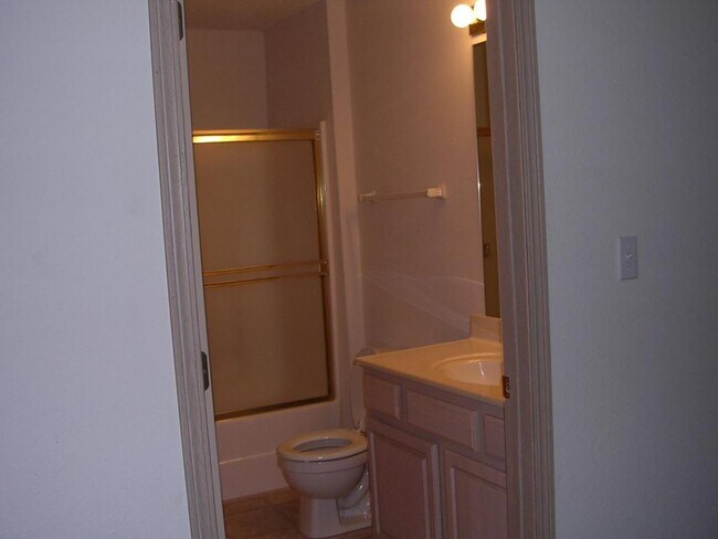 Building Photo - 1263 NW Phelps Court