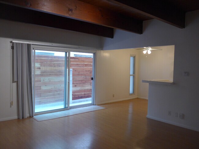 Downstairs - 107 Rees St