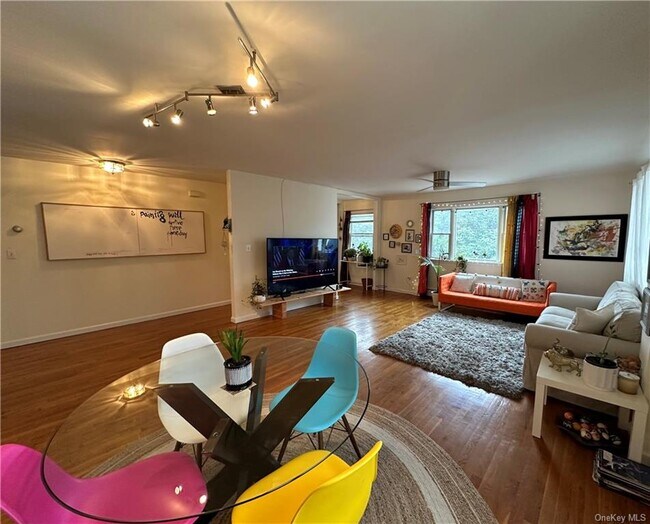Foto del edificio - 235 Bronx River Rd