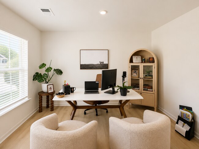 Building Photo - Welcome to 121 Roofcroft Lane – Spacious Living with Modern Style!