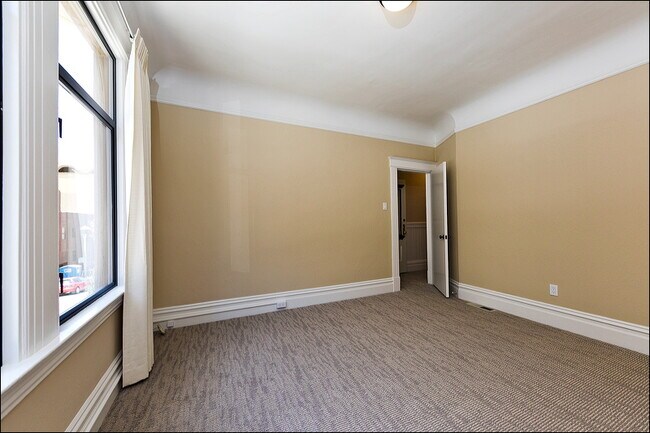 Foto del edificio - 1820 Grant Ave