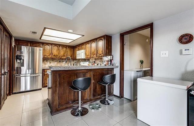 Foto del edificio - 1003 Wimbledon Ln