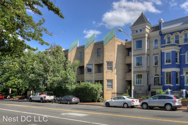 Building Photo - 2 br, 1.5 bath House - 1744 U St NW Unit G