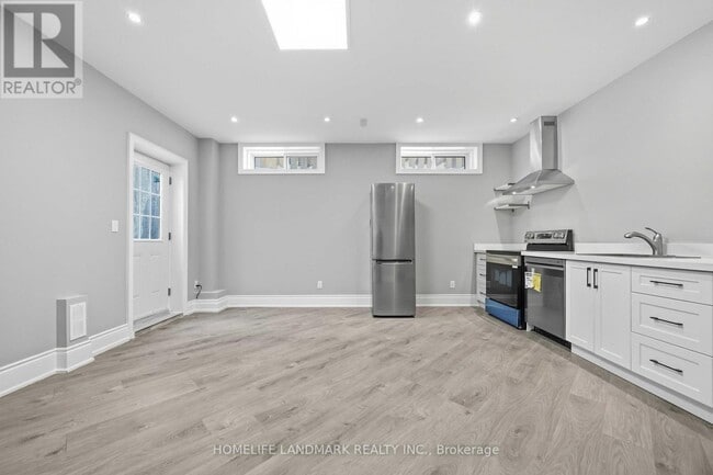 Photo du bâtiment - 15 Bobmar Rd