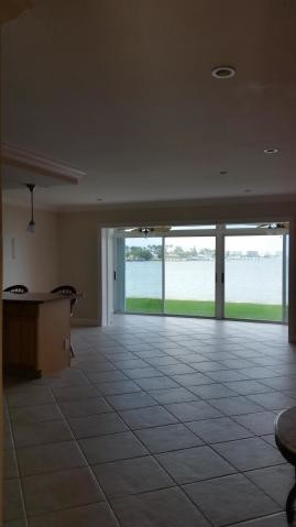 LIVING AREA - 400 Wilma Cir