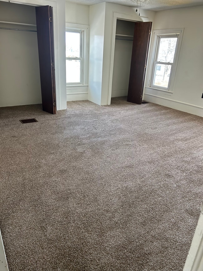 Building Photo - 17680 PA-89