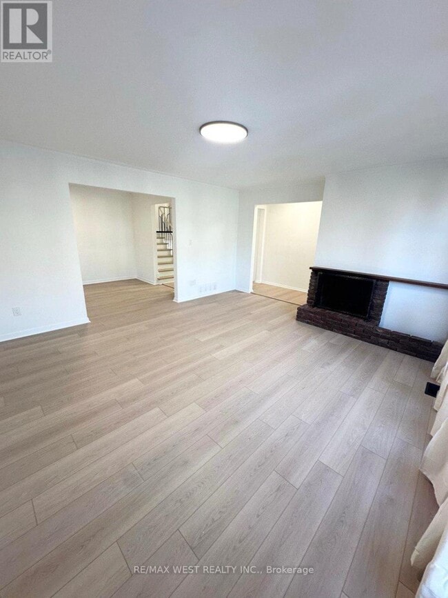 Photo du bâtiment - 177 Patricia Ave