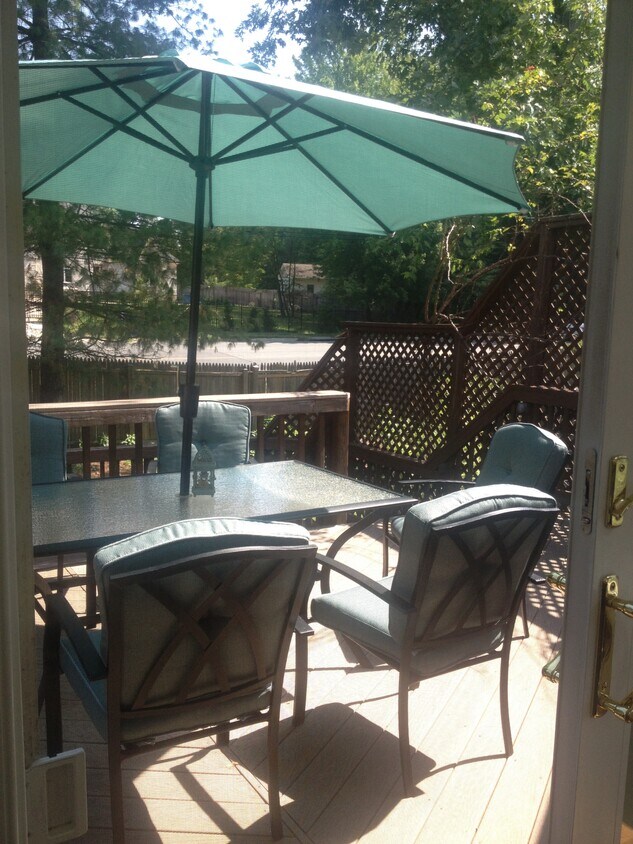 Foto principal - 8419 Hollis Ln
