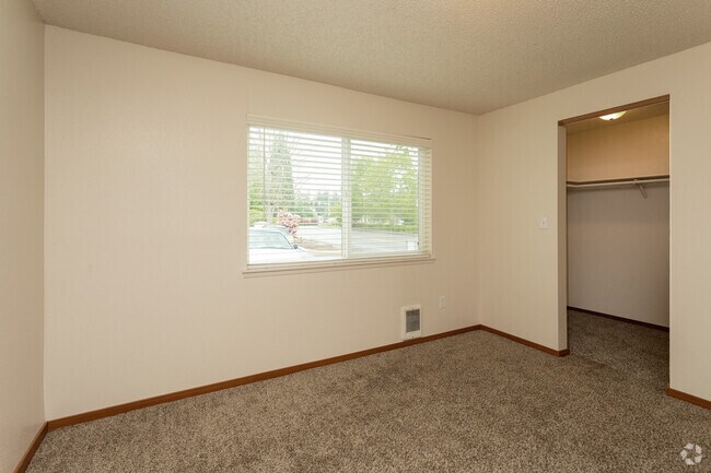 1HAB,1BA-724SF - Steel Lake Plaza