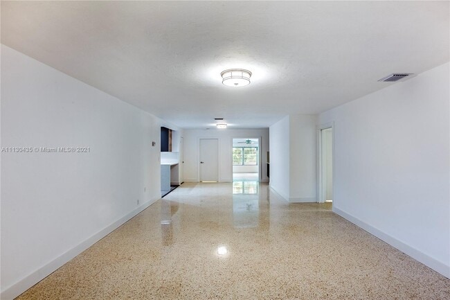 Building Photo - 407 Minorca Ave