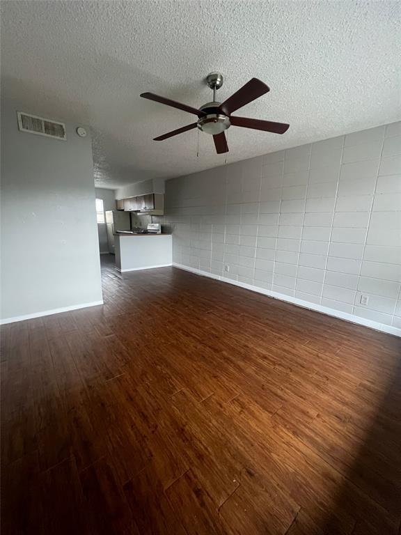 Foto del edificio - 311 E 31st St