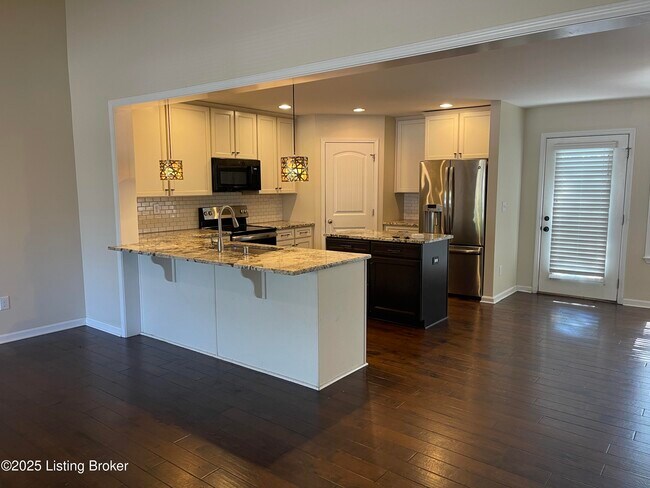 Foto del edificio - 4000 Emerald Spring Pl