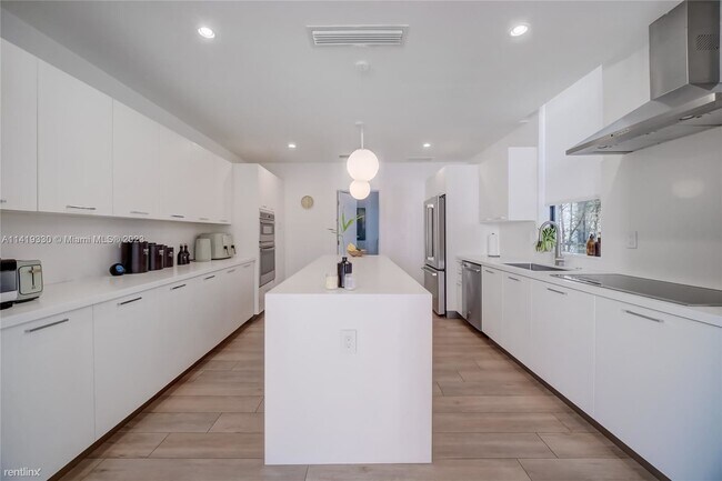 Foto del edificio - 4 br, 3 bath House - 8660 Arboretum Ln
