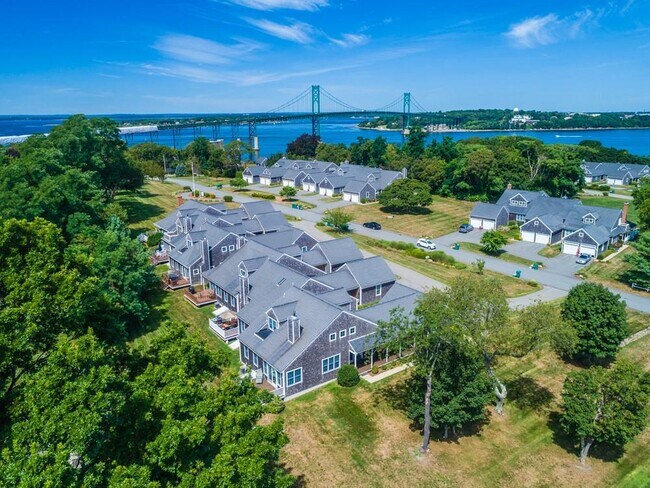 Building Photo - 243 Ferry Landing Cir