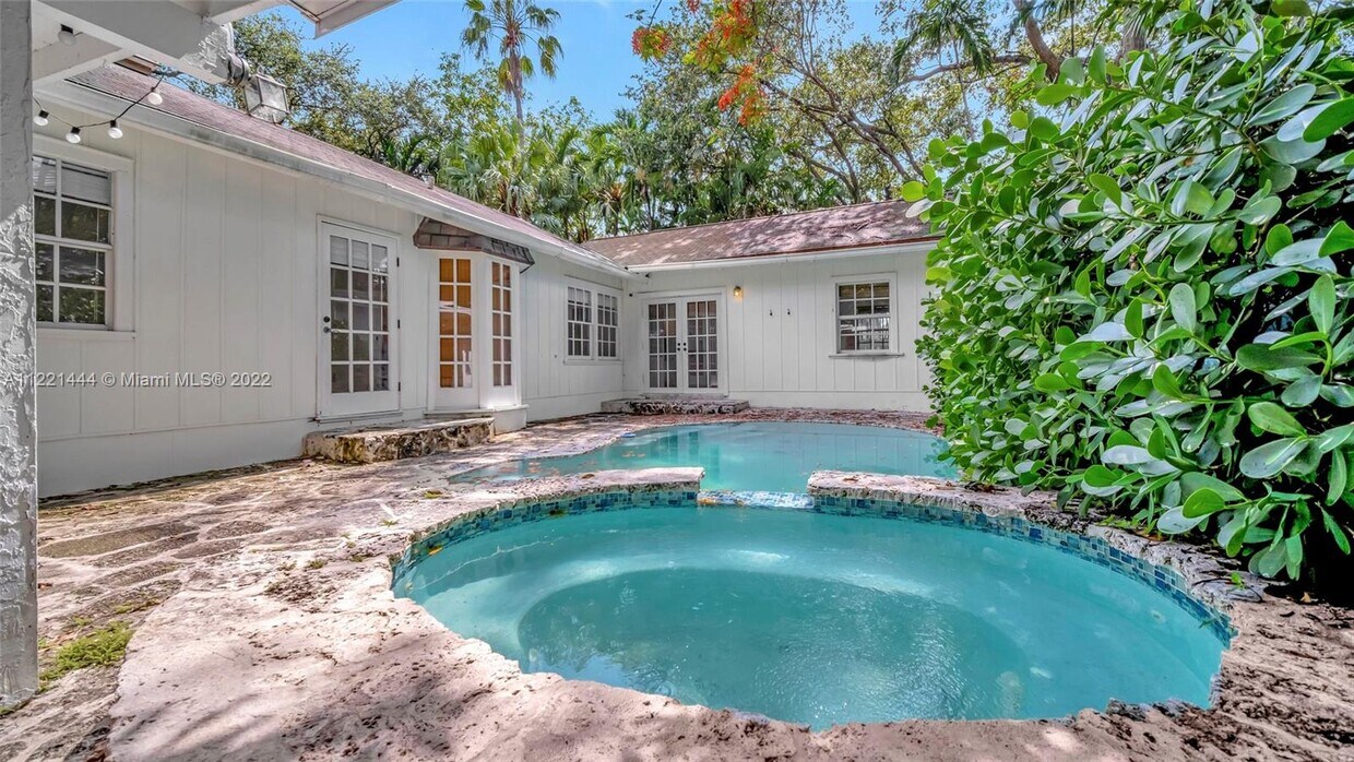 Foto principal - 4001 Hardie Ave