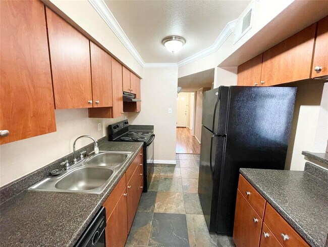 Foto del edificio - 9303 Hammerly Blvd