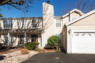 Building Photo - 337 Sturbridge Village Dr