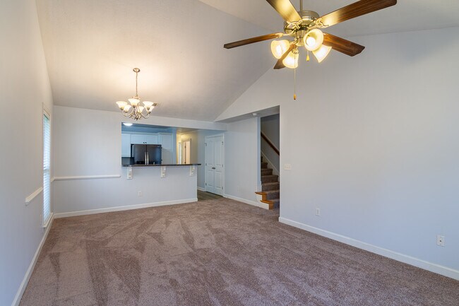 Building Photo - 310 Connor Cir