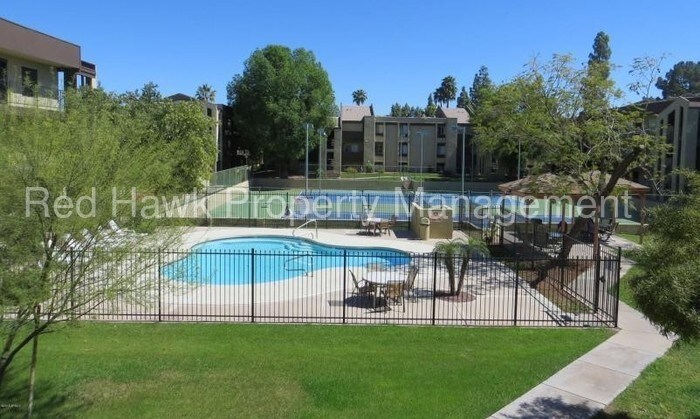 Foto principal - 461 W Holmes Ave
