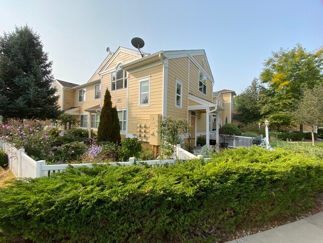 The neighbor's garden is an impressive delight! - 2059 Grays Peak Dr