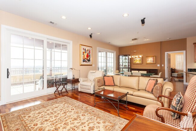 Foto del edificio - 4953 Oakton St