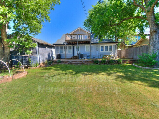 Foto del edificio - 1216 NW 36th St