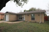 Primary Photo - 714 Parker Cir